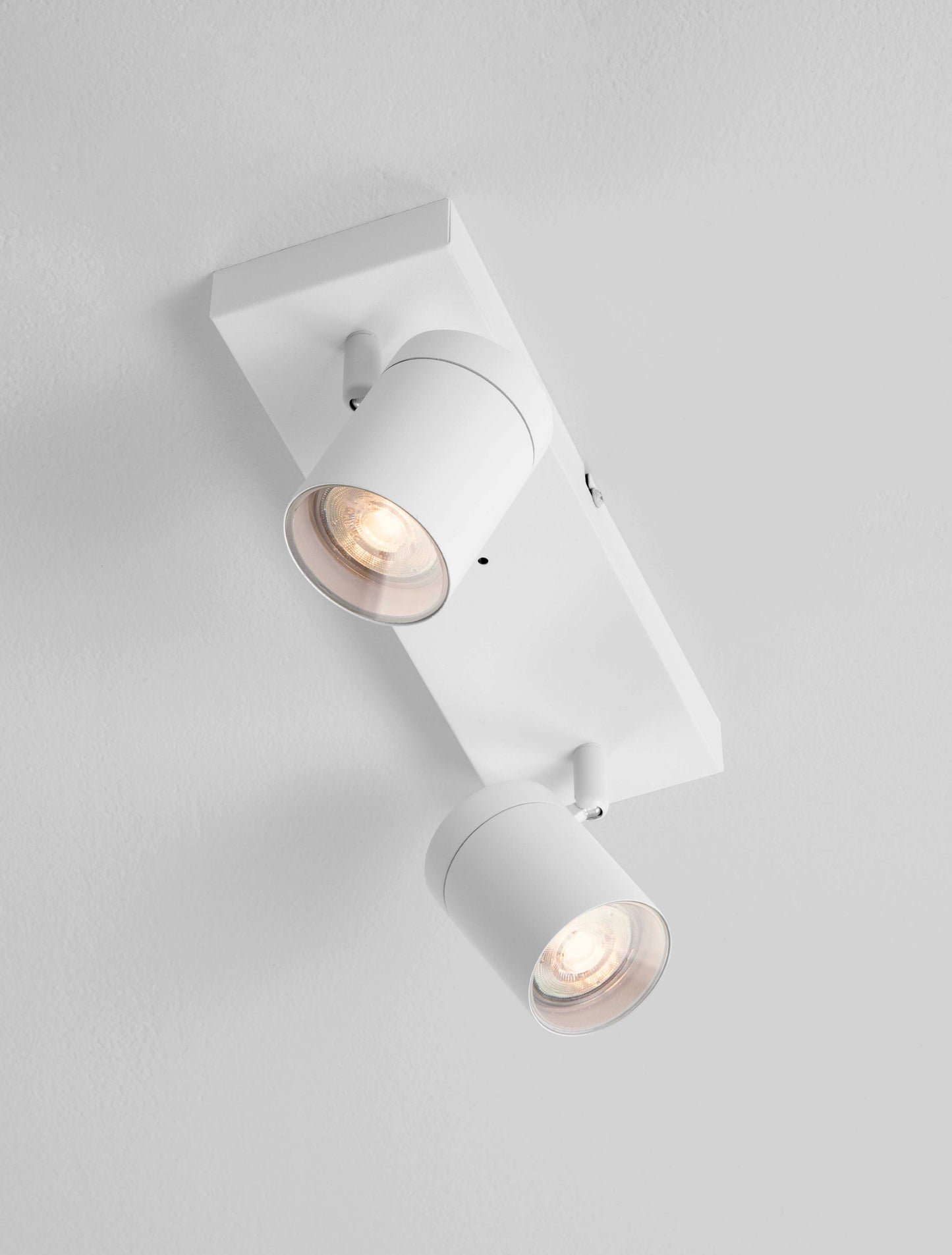 ALMA - IP44 Justerbar spot