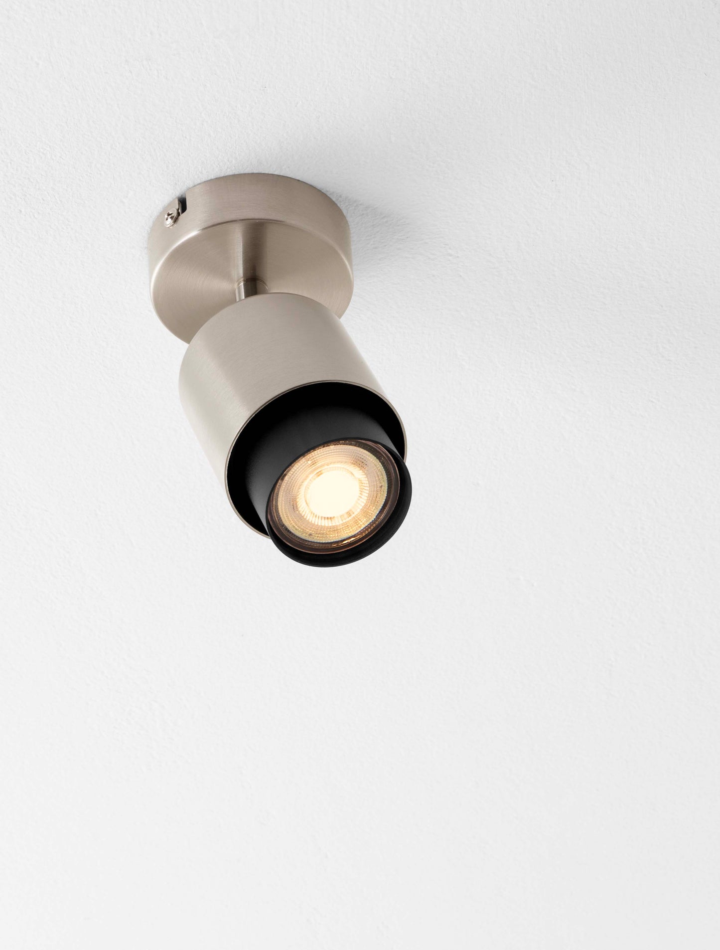 ISON - Børstet Nickel Justerbar spot