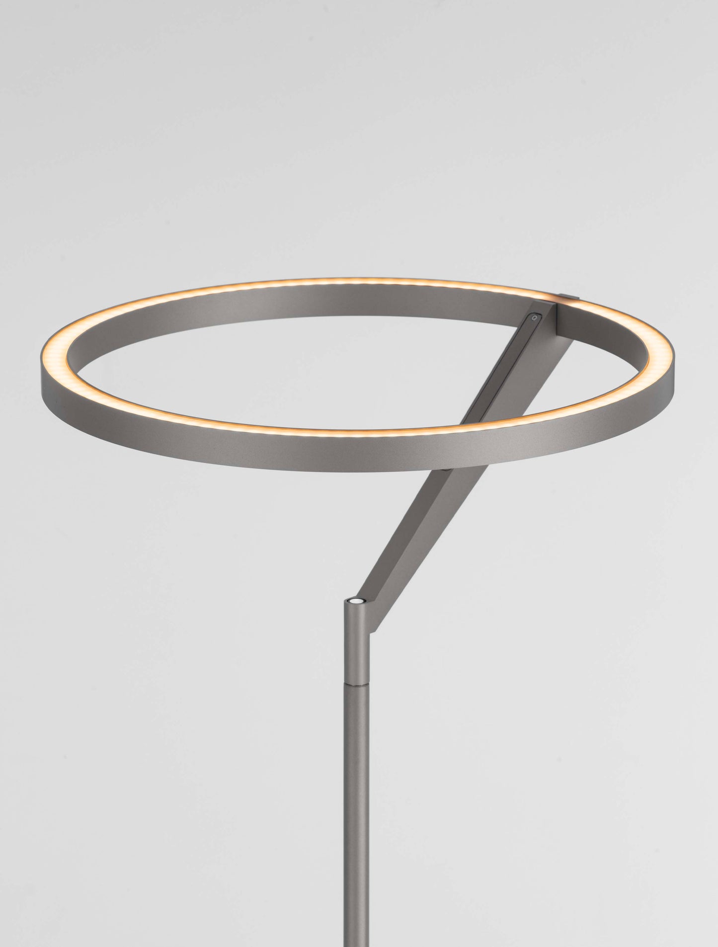 TILIA Gulvlampe Ø33