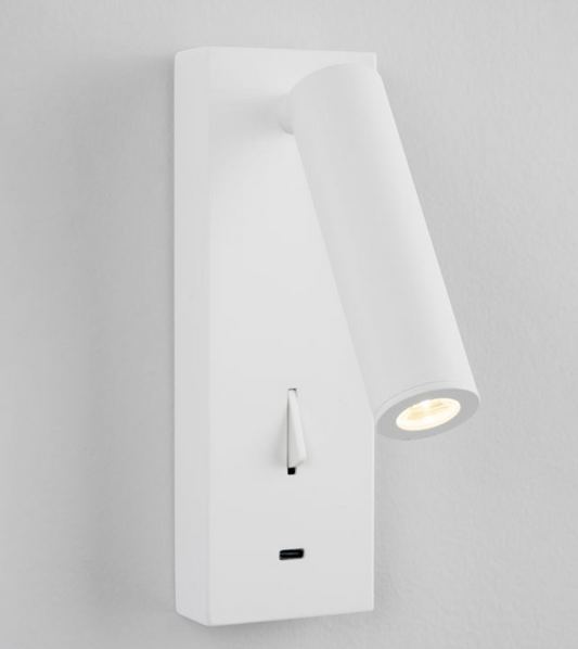 Fuse vegglampe med USB-C lader!